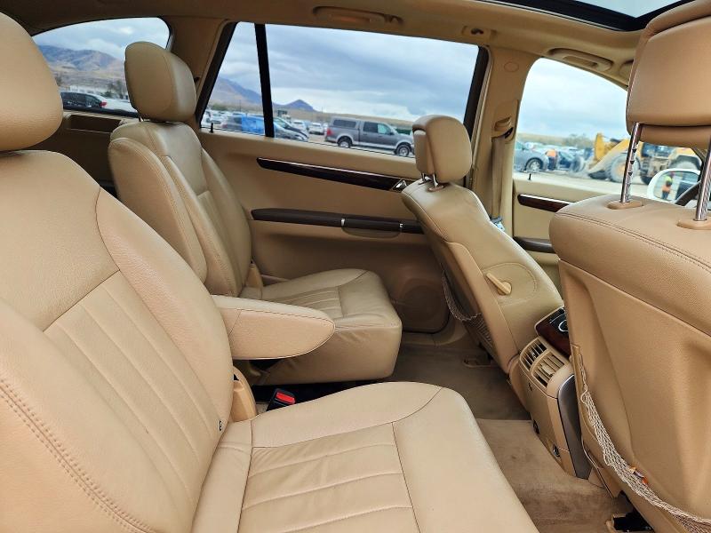 Photo 11 from auction – 2006 MERCEDES-BENZ R with VIN 4JGCB65E56A021875
