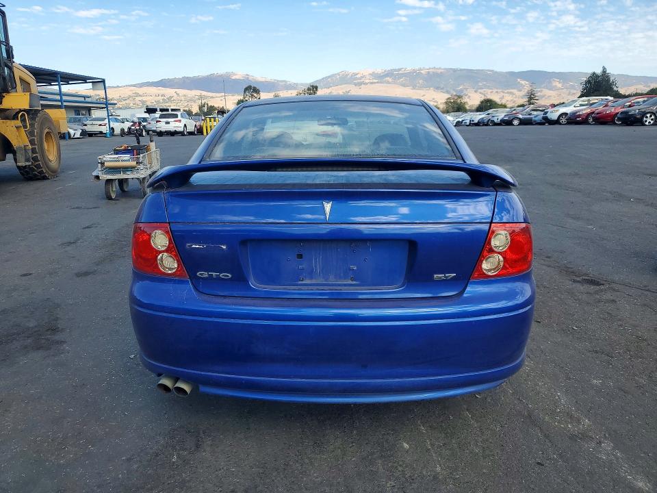 Снимка 6 от търг – 2004 PONTIAC GTO с VIN 6G2VX12G24L285328