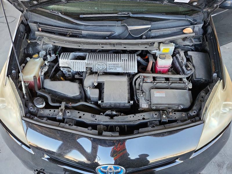 Photo 11 from auction – 2013 TOYOTA PRIUS with VIN JTDKN3DU2D5621693