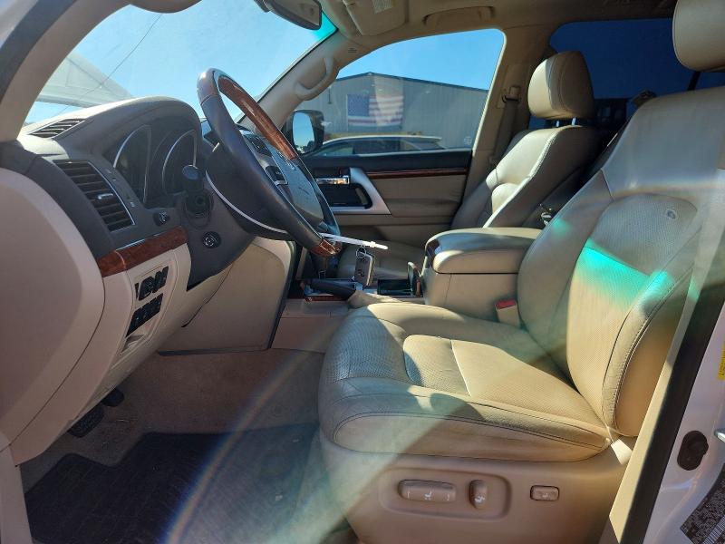Снимка 7 от търг – 2013 TOYOTA LAND CRUISER с VIN JTMHY7AJ6D4013717
