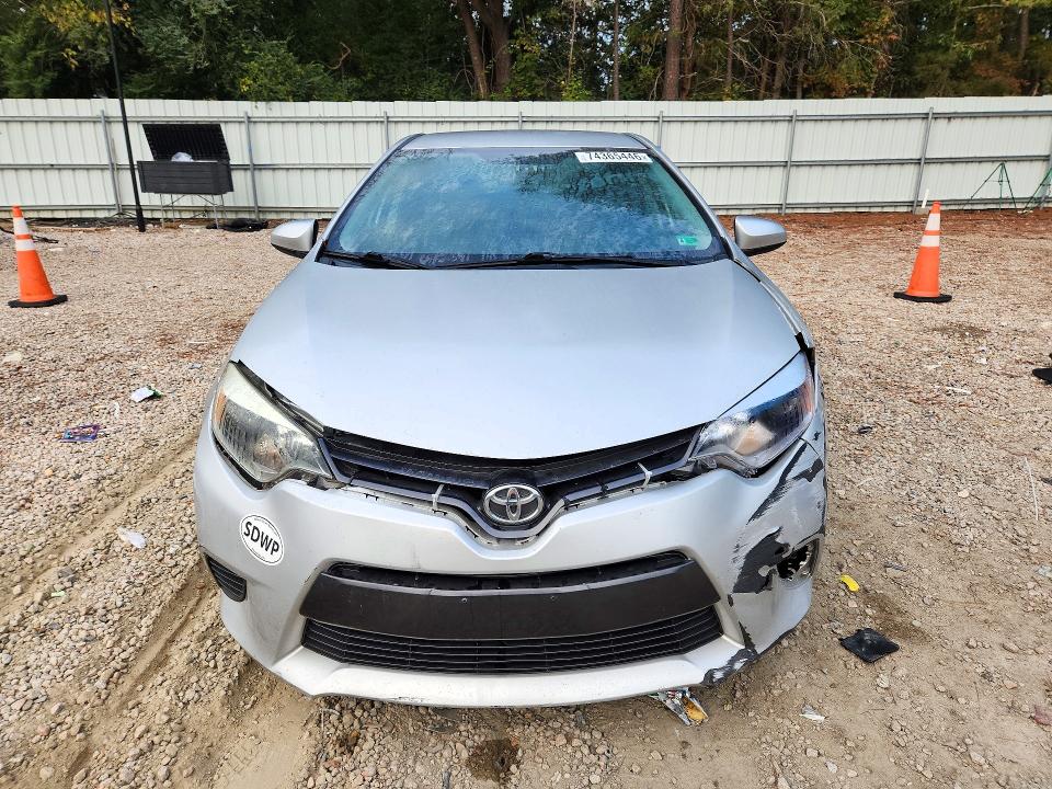 Снимка 5 от търг – 2015 TOYOTA COROLLA с VIN 5YFBURHE0FP291700