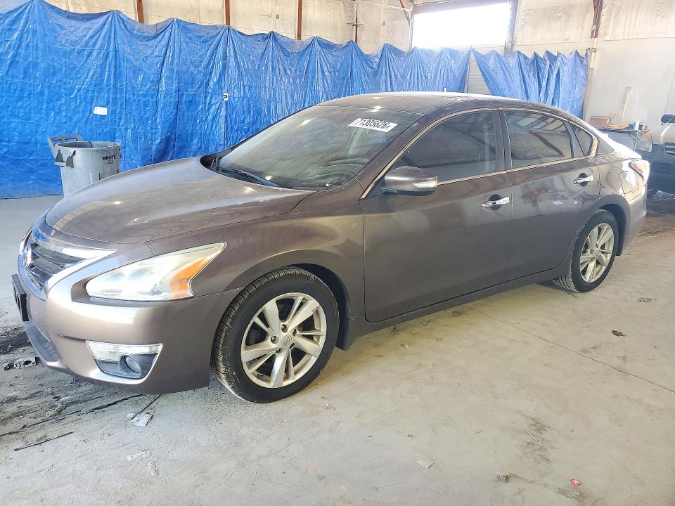 NISSAN ALTIMA 2015 с VIN 1N4AL3AP2FC284558 - Снимка от търг
