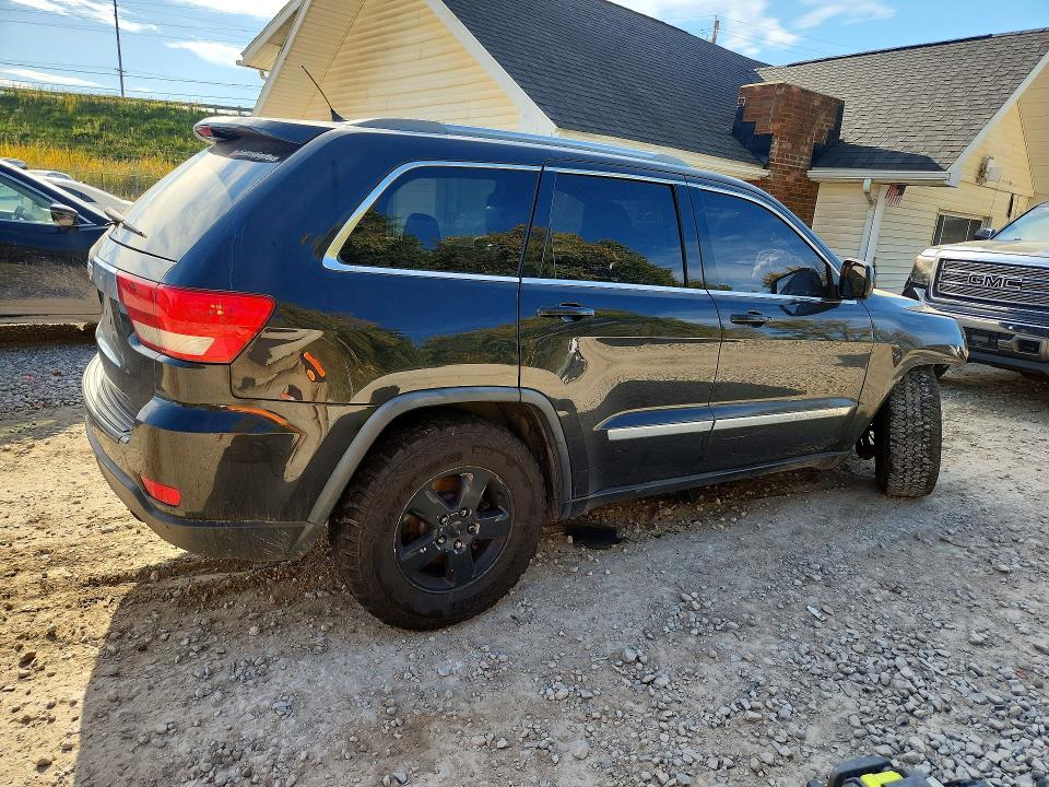 Снимка 3 от търг – 2012 JEEP GRAND CHEROKEE с VIN 1C4RJFAG3CC222649