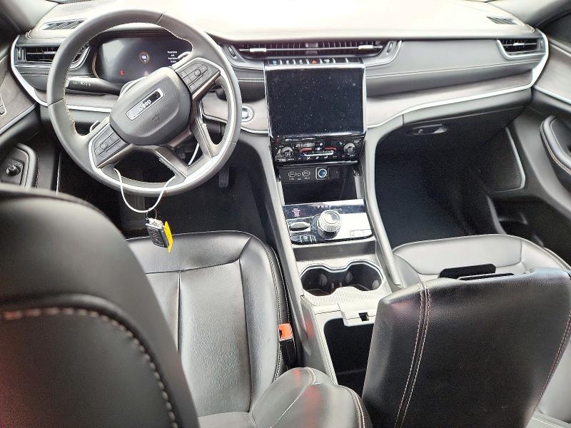 Снимка 8 от търг – 2024 JEEP GRAND CHEROKEE с VIN 1C4RJYB61R8520498