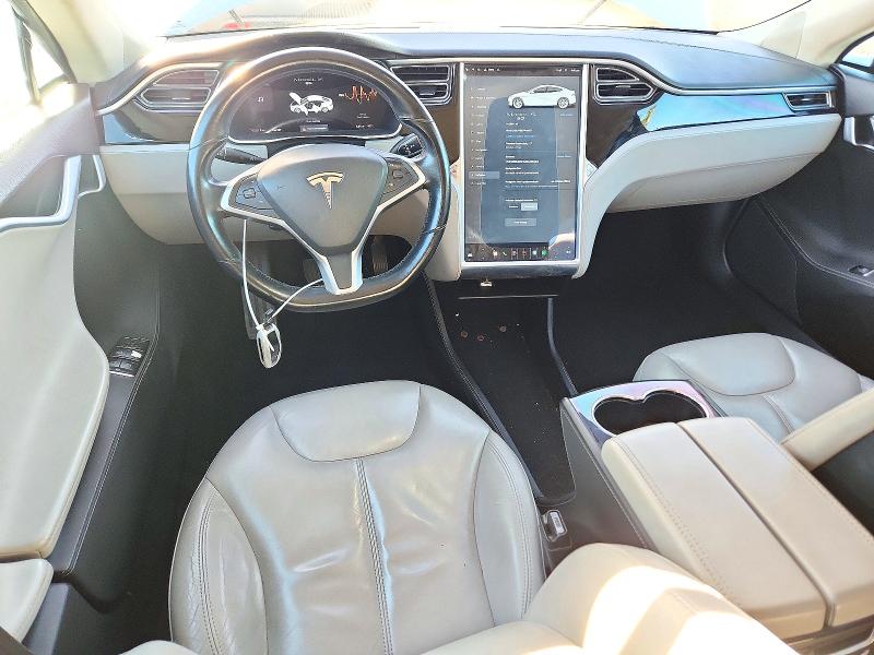 Photo 8 from auction – 2014 TESLA MODEL S with VIN 5YJSA1H11EFP48953