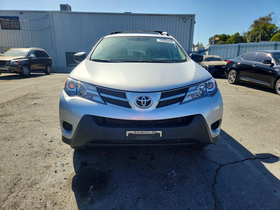 Photo 5 from auction – 2015 TOYOTA RAV4 with VIN 2T3BFREV2FW285014