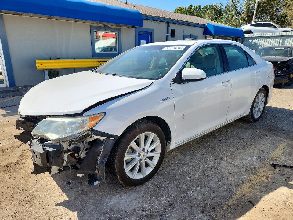 TOYOTA CAMRY HYBRID 2014 с VIN 4T1BD1FK5EU132307 - Снимка от търг