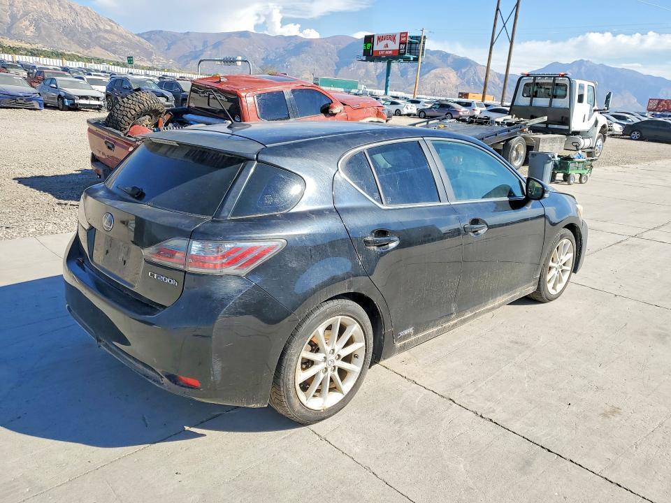 Фото 3 с аукциона – 2011 LEXUS CT с VIN JTHKD5BH6B2030560