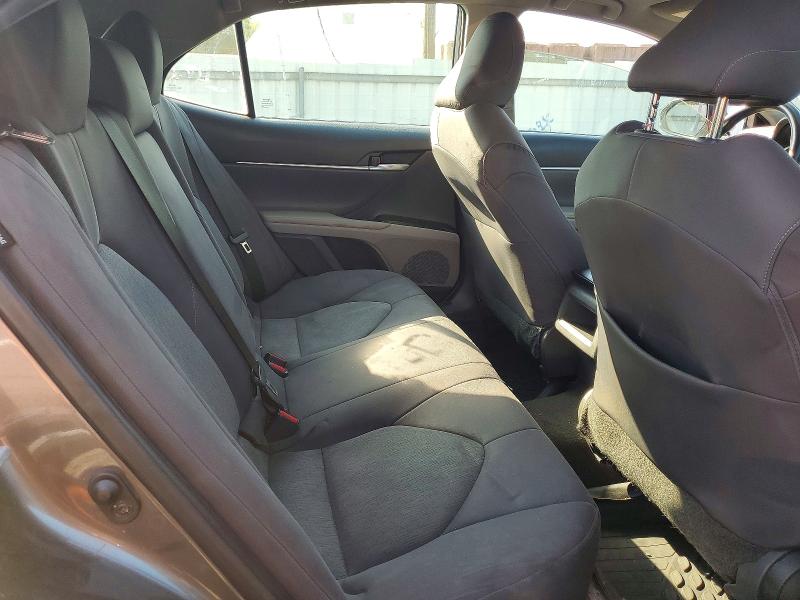 Снимка 10 от търг – 2021 TOYOTA CAMRY с VIN 4T1C11AK1MU542928