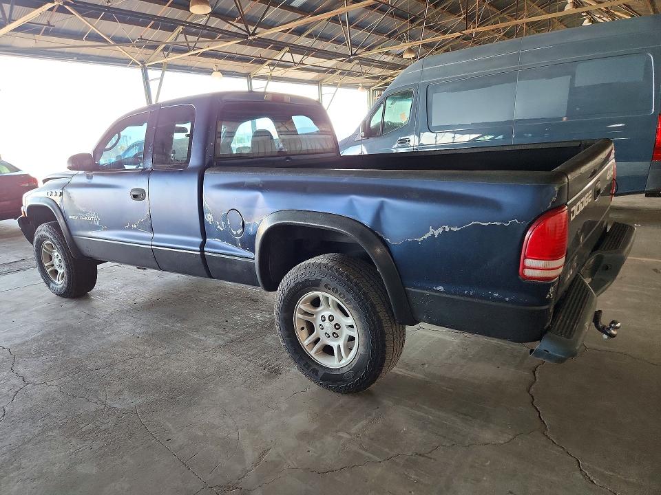 Снимка 2 от търг – 2002 DODGE DAKOTA с VIN 1B7GG32N92S562877