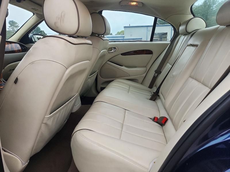 Фото 10 с аукциона – 2006 JAGUAR S-TYPE с VIN SAJWA01B56HN62852