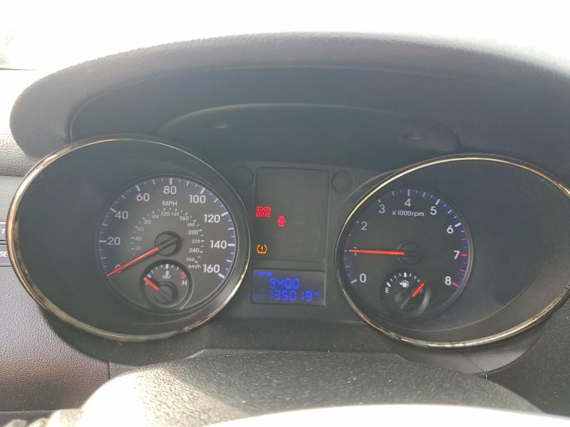 Photo 9 from auction – 2011 HYUNDAI GENESIS COUPE with VIN KMHHT6KD5BU063969