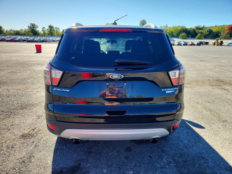Photo 6 from auction – 2017 FORD ESCAPE with VIN 1FMCU9J93HUE52205