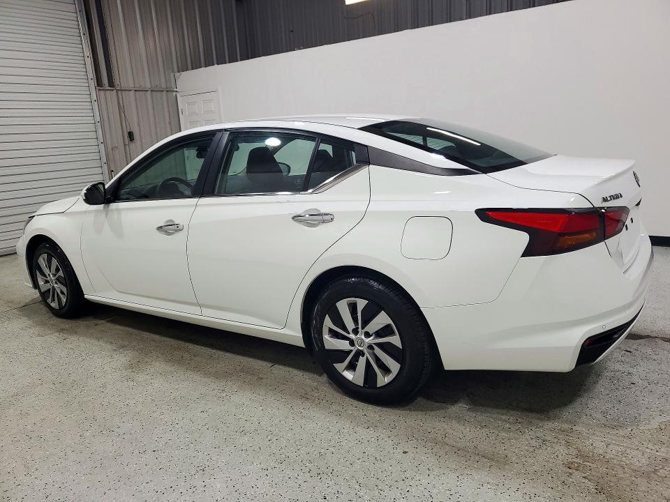 Photo 2 from auction – 2023 NISSAN ALTIMA with VIN 1N4BL4BV8PN335185