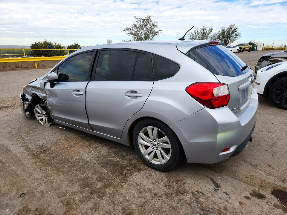 Снимка 2 от търг – 2016 SUBARU IMPREZA с VIN JF1GPAB62GH289451