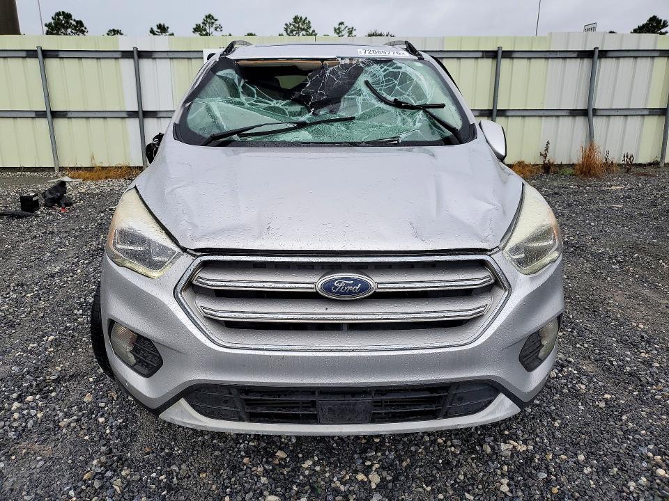 Photo 5 from auction – 2019 FORD ESCAPE with VIN 1FMCU0J97KUB95889