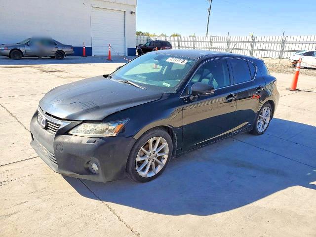 LEXUS CT 2011 с VIN JTHKD5BH6B2030560 - Фото с аукциона