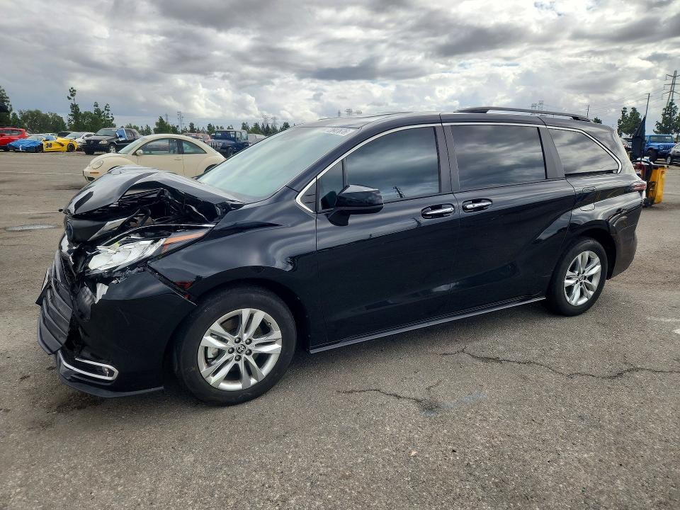 2023 TOYOTA SIENNA - Търг №72647676