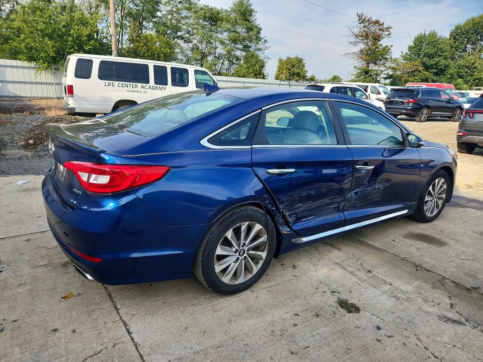 Photo 3 from auction – 2017 HYUNDAI SONATA with VIN 5NPE34AF9HH536404