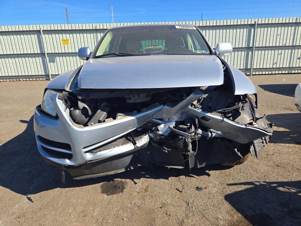 Снимка 5 от търг – 2004 VOLKSWAGEN TOUAREG с VIN WVGBC77L84D074592