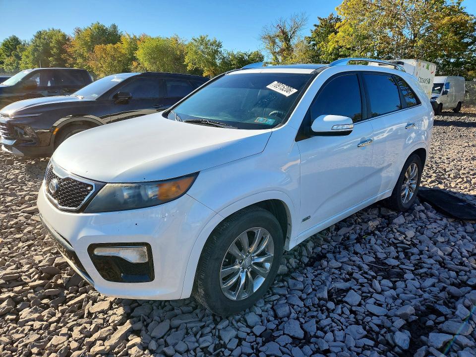 KIA SORENTO 2011 с VIN 5XYKWDA23BG146517 - Снимка от търг