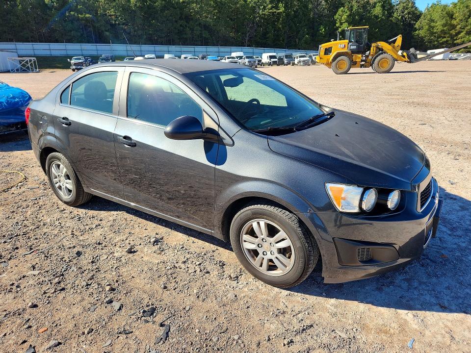 Снимка 4 от търг – 2016 CHEVROLET SONIC с VIN 1G1JC5SH4G4174452