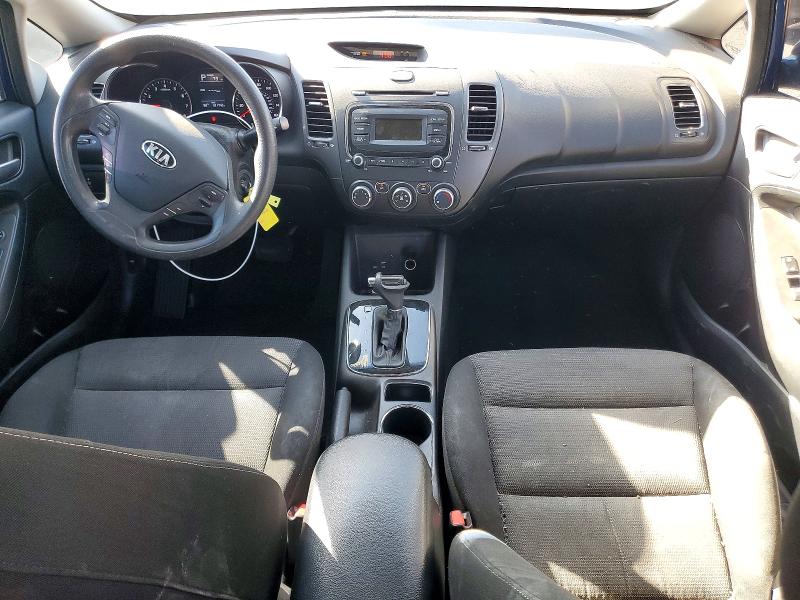 Снимка 8 от търг – 2017 KIA FORTE с VIN 3KPFK4A79HE032696