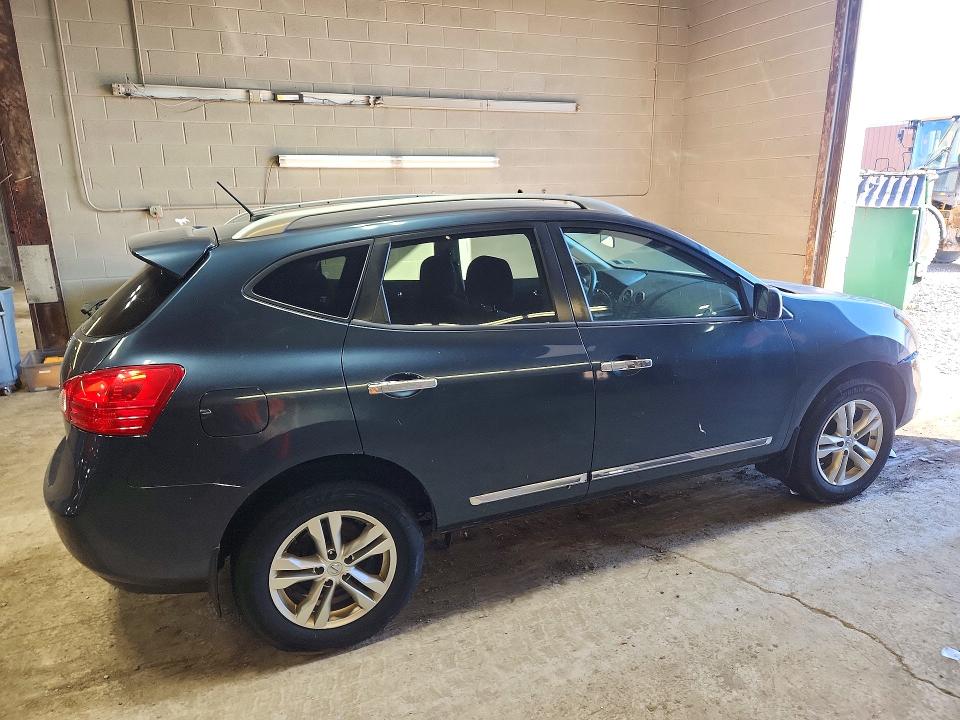 Photo 3 from auction – 2015 NISSAN ROGUE SELECT with VIN JN8AS5MV5FW262592