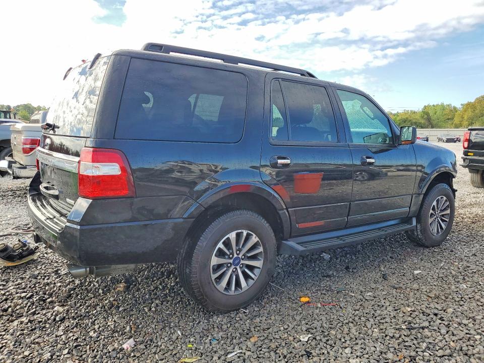 Photo 3 from auction – 2016 FORD EXPEDITION with VIN 1FMJU1HT0GEF11164