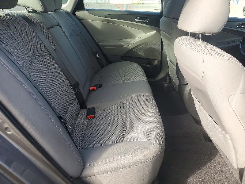 Photo 10 from auction – 2013 HYUNDAI SONATA with VIN 5NPEB4AC0DH668325