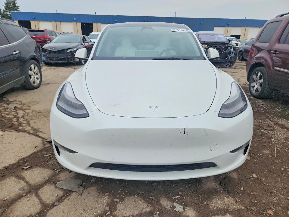 Снимка 5 от търг – 2022 TESLA MODEL Y с VIN 7SAYGDEF8NF406168