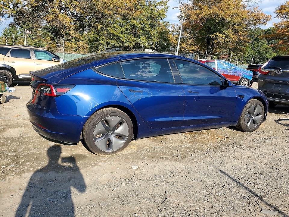 Снимка 3 от търг – 2021 TESLA MODEL 3 с VIN 5YJ3E1EA8MF009610