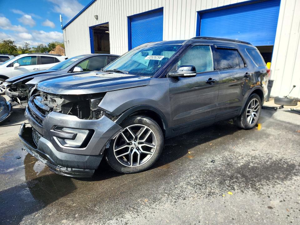FORD EXPLORER 2016 with VIN 1FM5K8GT4GGD09126 - Photo from auction