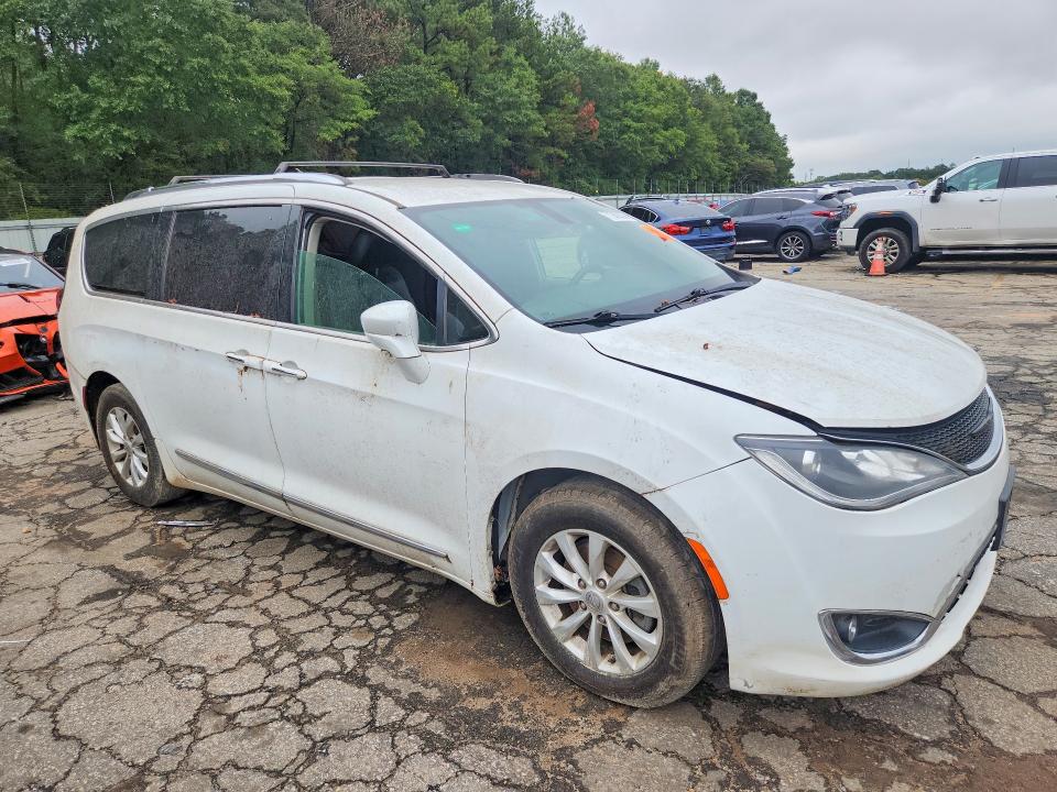 Foto 4 de la subasta – 2018 CHRYSLER PACIFICA con VIN 2C4RC1BG9JR262153