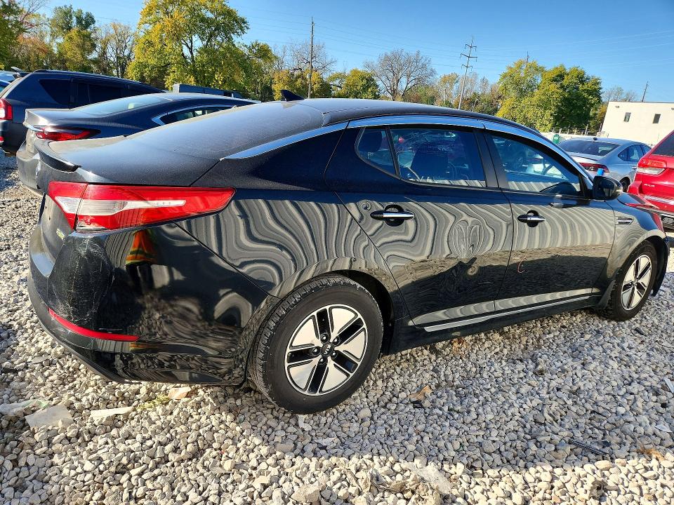 Foto 3 de la subasta – 2011 KIA OPTIMA HYBRID con VIN KNAGM4AD4B5000551
