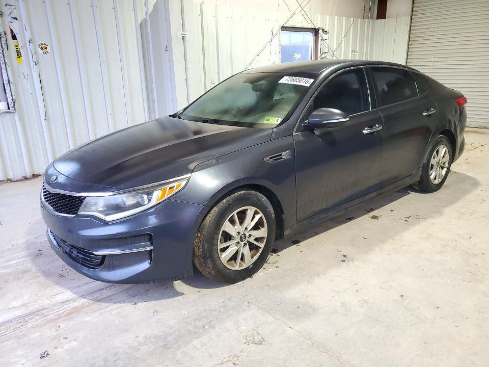 KIA OPTIMA 2017 with VIN 5XXGT4L31HG135937 - Photo from auction