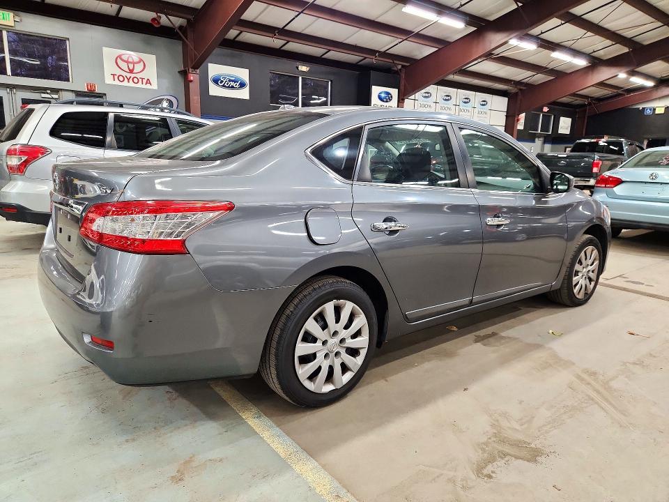 Photo 3 from auction – 2015 NISSAN SENTRA with VIN 3N1AB7AP4FL656719