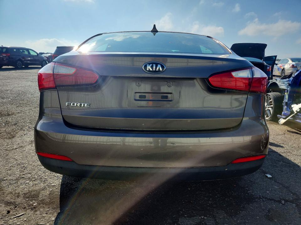 صورة رقم 6 من المزاد - 2014 KIA FORTE مع VIN KNAFX4A61E5189734