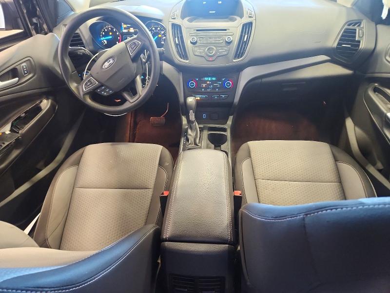 Photo 8 from auction – 2017 FORD ESCAPE with VIN 1FMCU9G92HUB67681