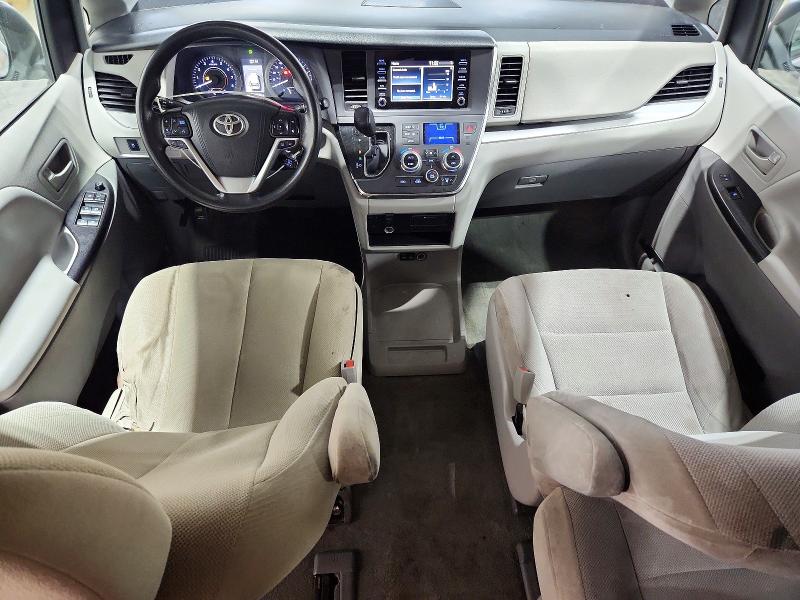 Photo 8 from auction – 2018 TOYOTA SIENNA with VIN 5TDZZ3DCXJS948536