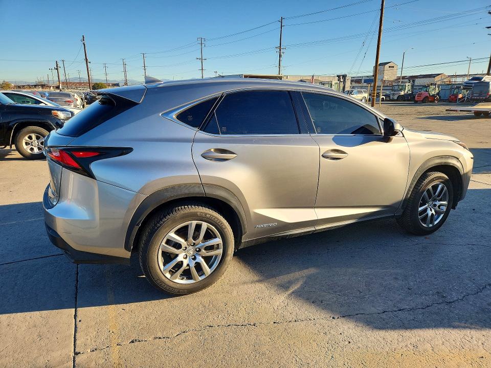 Фото 3 с аукциона – 2016 LEXUS NX с VIN JTJBJRBZXG2035548