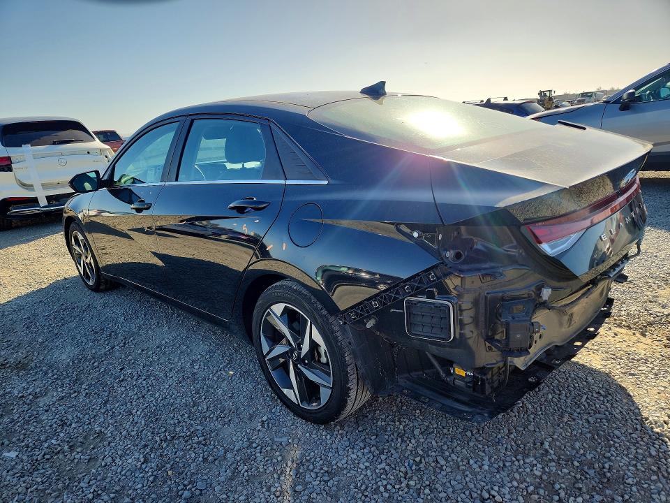 Снимка 2 от търг – 2023 HYUNDAI ELANTRA с VIN KMHLN4AJXPU078359