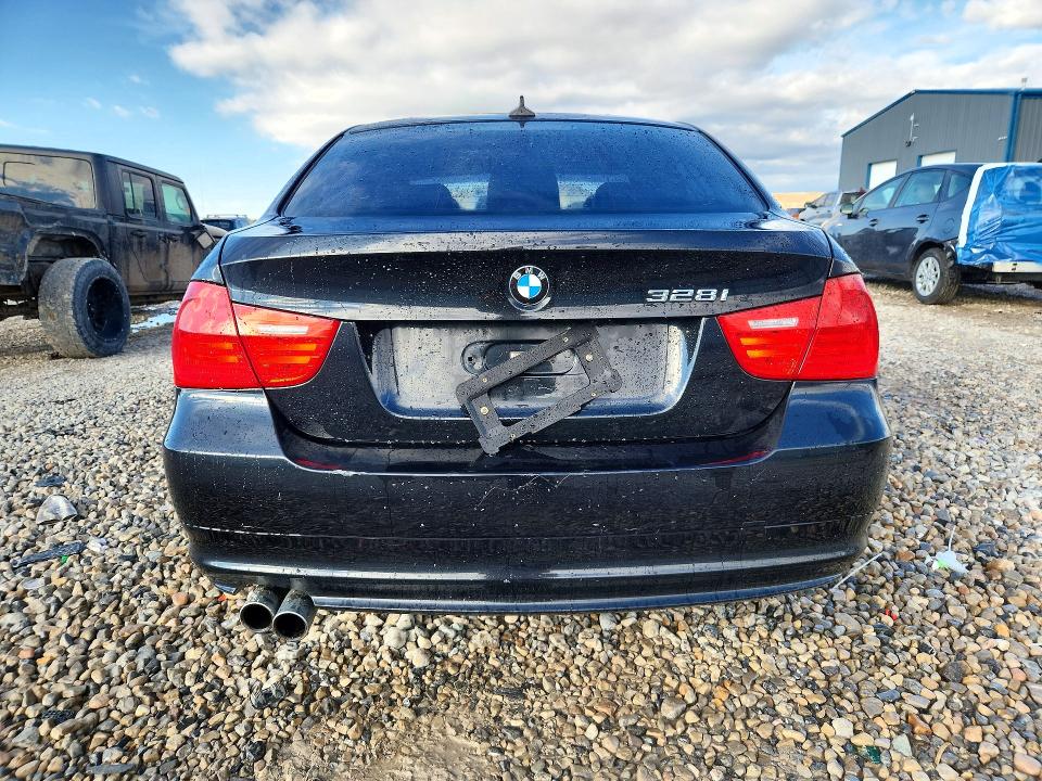 Снимка 6 от търг – 2011 BMW 328 с VIN WBAPK7C58BA975185