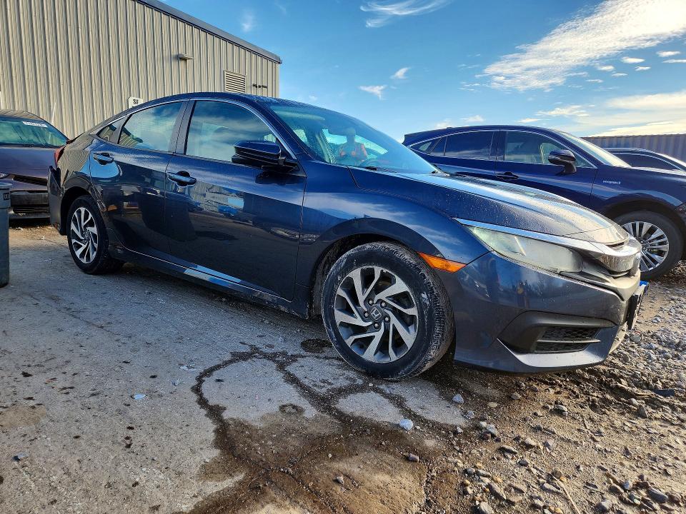 Photo 4 from auction – 2016 HONDA CIVIC with VIN 19XFC2F7XGE059852