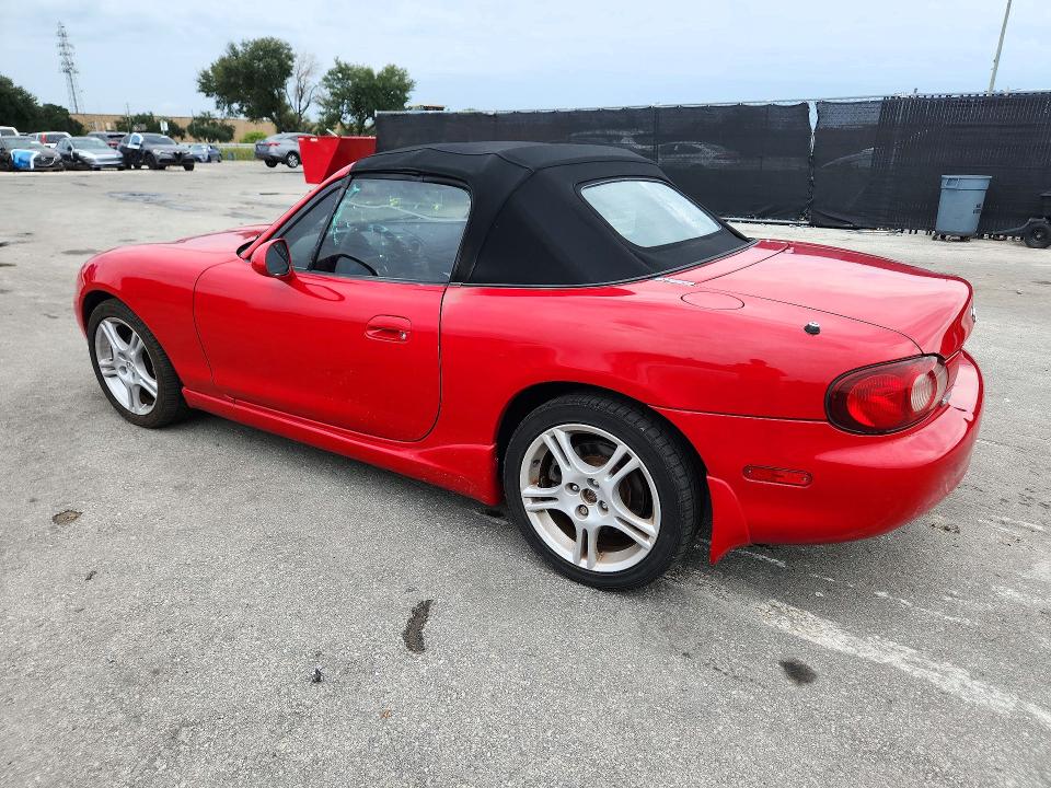 Снимка 2 от търг – 2005 MAZDA MX-5 MIATA с VIN JM1NB353650412208