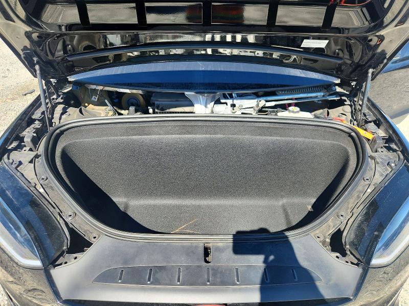 Снимка 11 от търг – 2024 TESLA MODEL X с VIN 7SAXCBE67RF446324