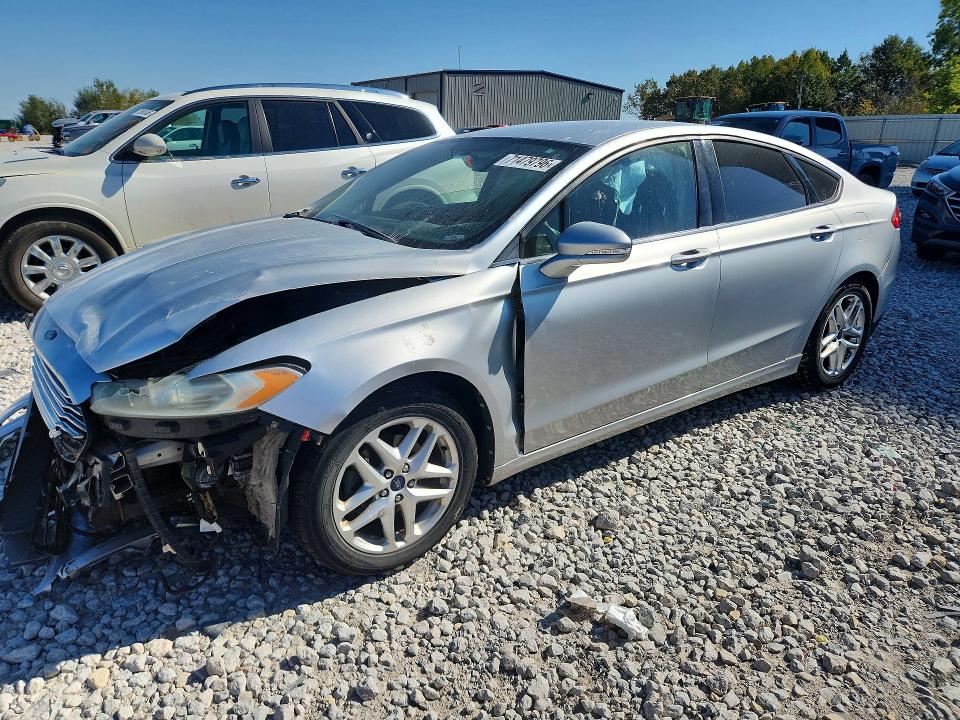 FORD FUSION 2013 مع رقم تعريف المركبة 3FA6P0H77DR185120 - صورة من المزاد