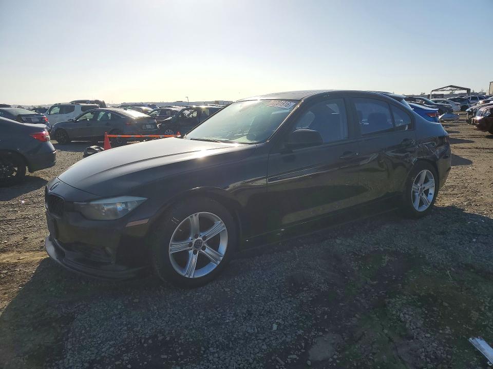 BMW 328 2014 with VIN WBA3C1C56EK108486 - Photo from auction
