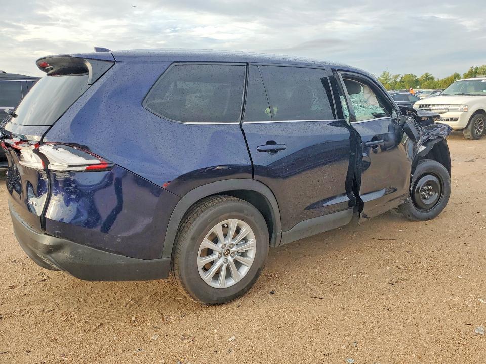 Снимка 3 от търг – 2026 TOYOTA GRAND HIGHLANDER HYBRID с VIN 5TDACAB58TS072365