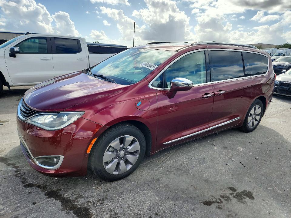 Снимка 1 от търг – 2017 CHRYSLER PACIFICA с VIN 2C4RC1N7XHR709207